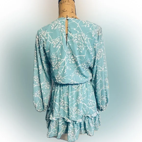 Flying Tomato Sz XS Green & White Floral Pull On Women’s Mini Dress - Picture 2 of 9